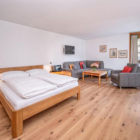 Schweizerhof Ferienwohnungen Lenzerheide 1 Chambre photo