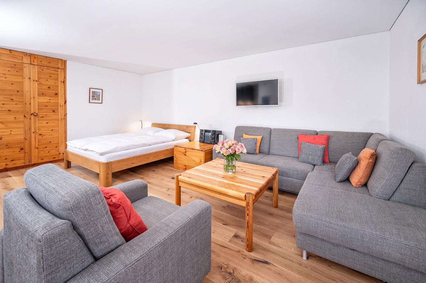 Schweizerhof Ferienwohnungen Lenzerheide 1 Chambre photo